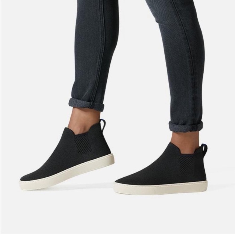 Rothy’s The Chelsea Ankle Boot Black Size 8.5